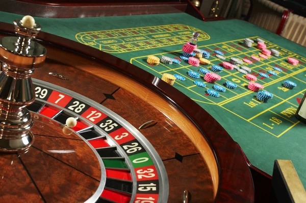 Draw results and payout display Draw announcement and payout confirmation